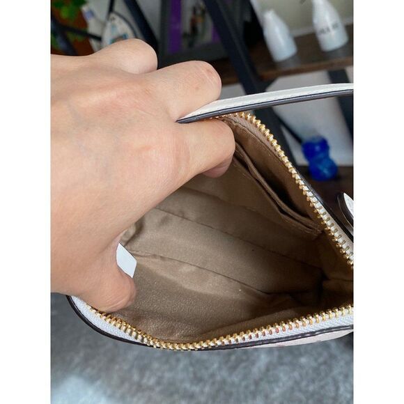 Lovely Mini Coach Designer Bag - Picture 9 of 9